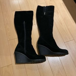 La Canadienne knee high boots, black suede size 6.5